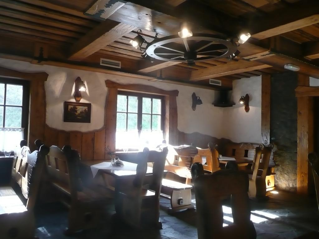 Karczma Parchatka 외부 사진